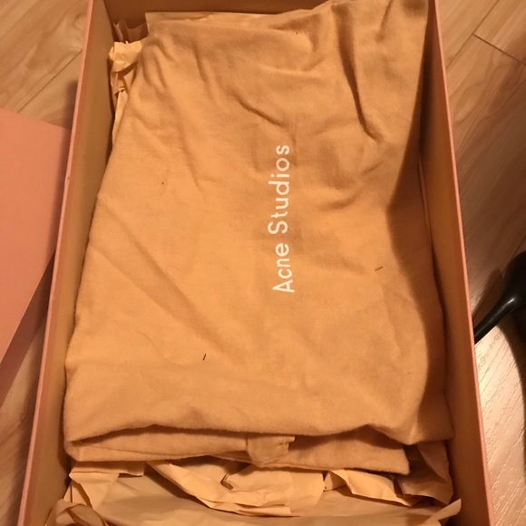 9.5/10 Acne Studios Priscilla pumps 37 - Picture 5 of 6